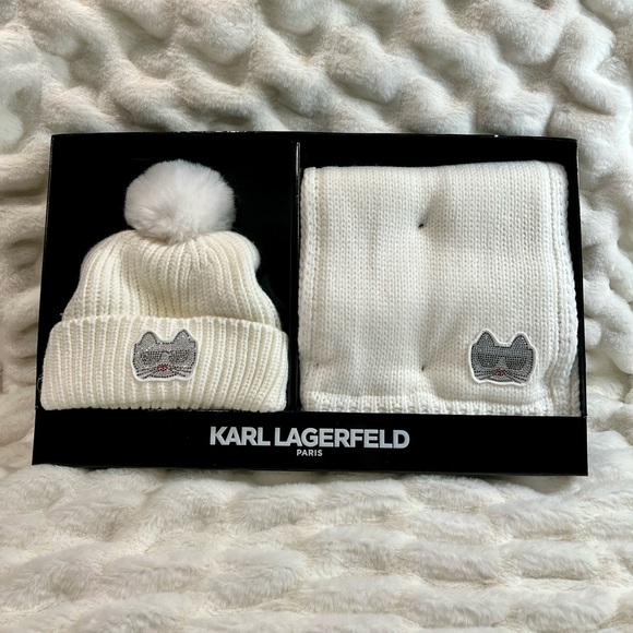 Karl Lagerfeld Accessories - 🎉 New Karl Lagerfeld Paris Ivory Crochet Bling Cat Beanie Scarf Gift Set